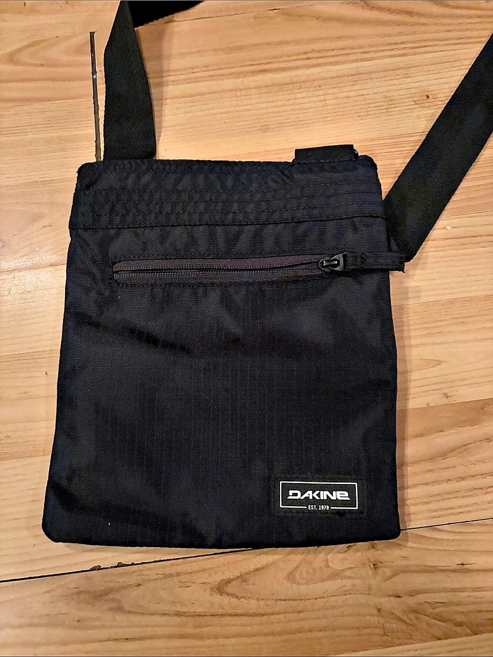 DAKINE Jive Crossbody Bag in Black